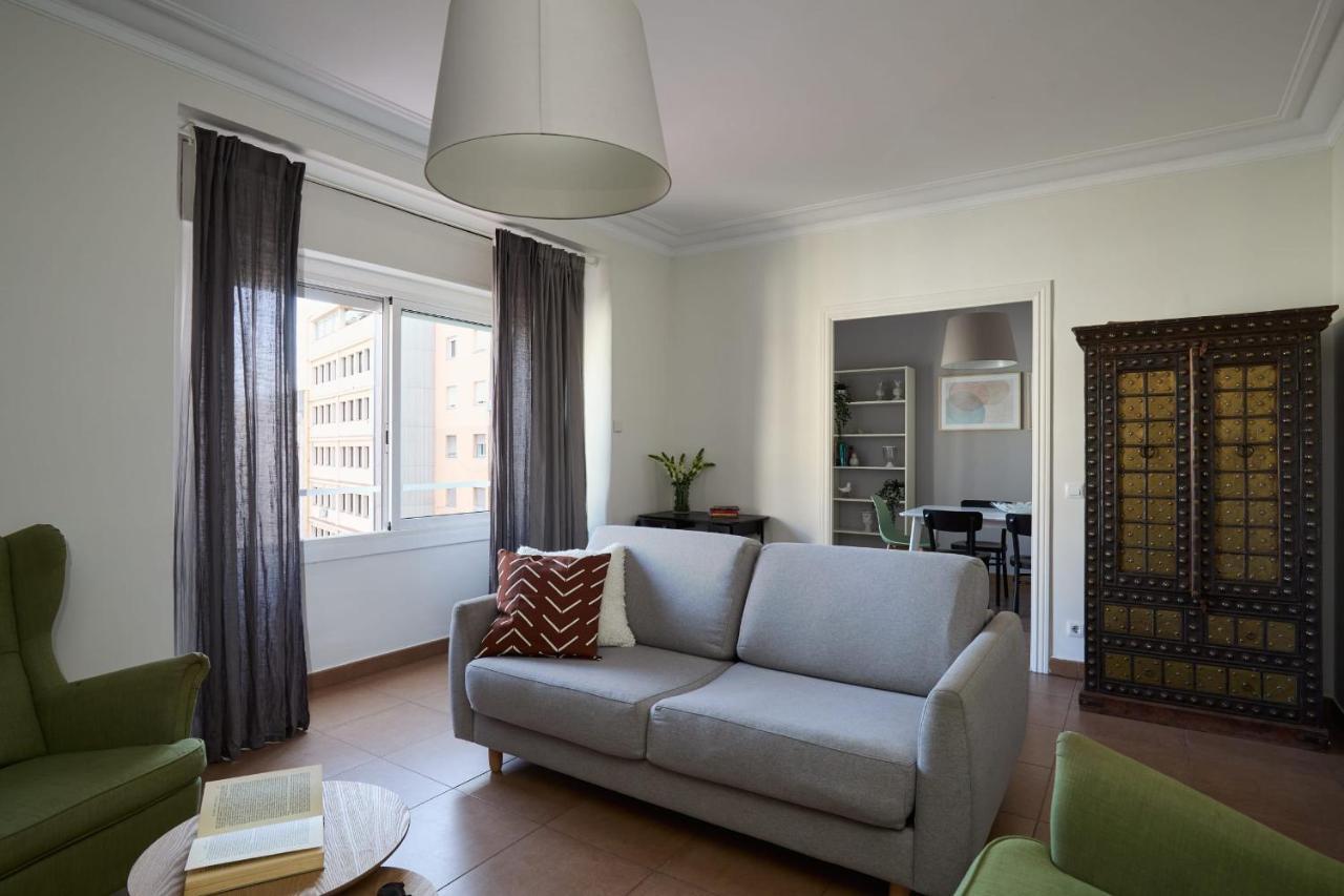 Apartament Casa Cosi - Casanova 7 Barcelona Zewnętrze zdjęcie